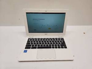 lot 7 image: Acer Chromebook 11.6 inch Intel Celeron Laptop