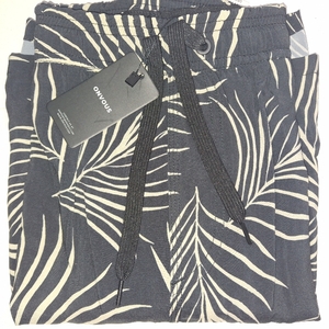 lot 78597 image: Mens Board Shorts Mens 7 Inch No Liner Mens Board Shorts for Mens Swim Trunks Men  Surf Boardshorts for Men Swim Trunk SIZE L