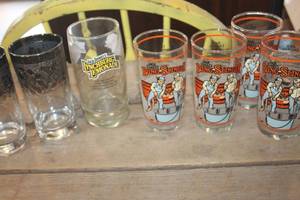 lot 3792 image: Vintage Jack Daniels Glasses and More