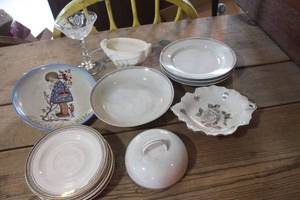 lot 3808 image: Vintage China Dishes and More