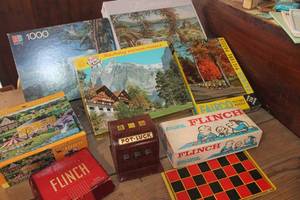 lot 3849 image: Vintage Slot Game, Puzzles & More