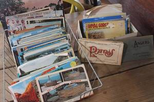 lot 3865 image: Antique and Vintage Post Cards
