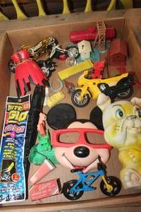 lot 3879 image: Flat of Vintage Toys and More