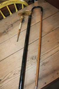 lot 3887 image: Vintage Brass Duck Head Walking Cane & More