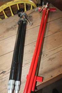 lot 3889 image: Tripod and Easel