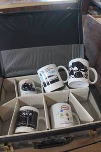 lot 3894 image: Vintage Housze Coffee Cups in Carrying Case