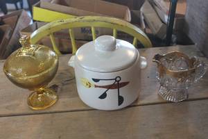 lot 3922 image: Vintage Amber Glass Candy Dish and More