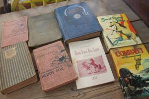 lot 3939 image: Antique Books
