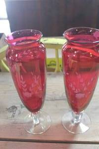 lot 3941 image: Vintage Red Glass Vases