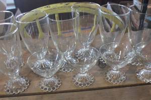 lot 3950 image: Vintage Glasses