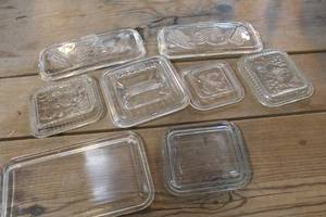 lot 3983 image: Vintage Refrigerator Glass Storage Lids