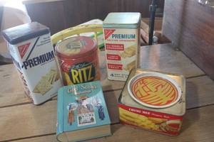 lot 3995 image: Vintage Cracker Tins and More