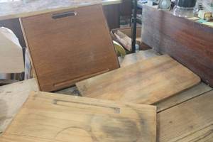 lot 4008 image: Wood Lap Desk and More