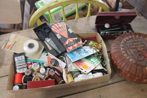 lot 4009 image: Misc. Sewing Items, Thread, Shears & More