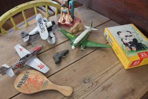 lot 4033 image: Vintage Airplane Bank and More