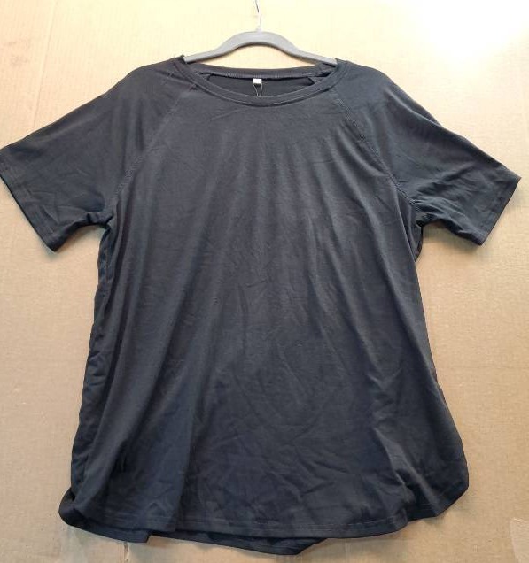 lot 38004 image: Black Crew Neck Short Sleeve T-Shirt, XL - Retail $10