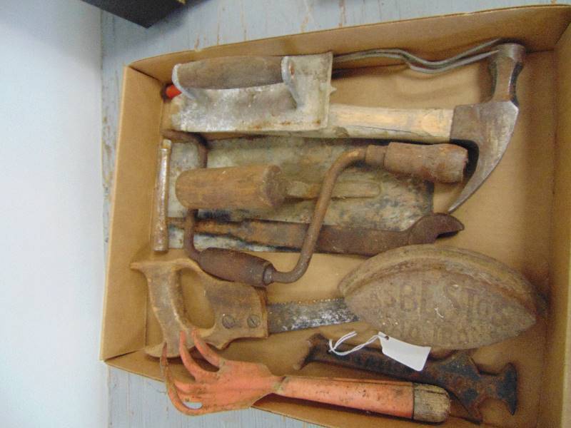 lot 1859 image: Vintage Tools