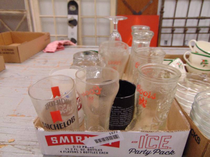 lot 1977 image: Asstd Character Glasses