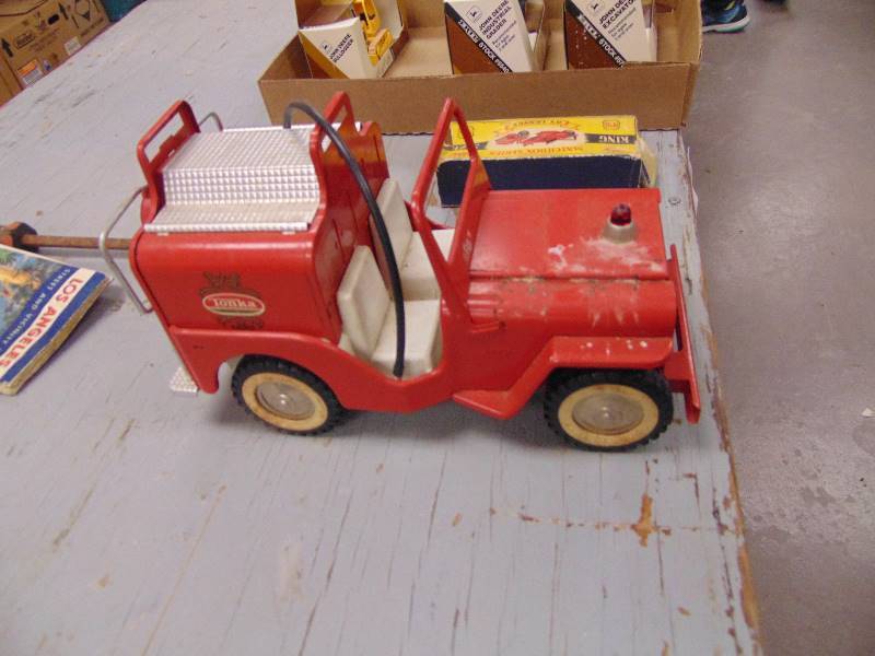 lot 2005 image: Tonka Fire Jeep