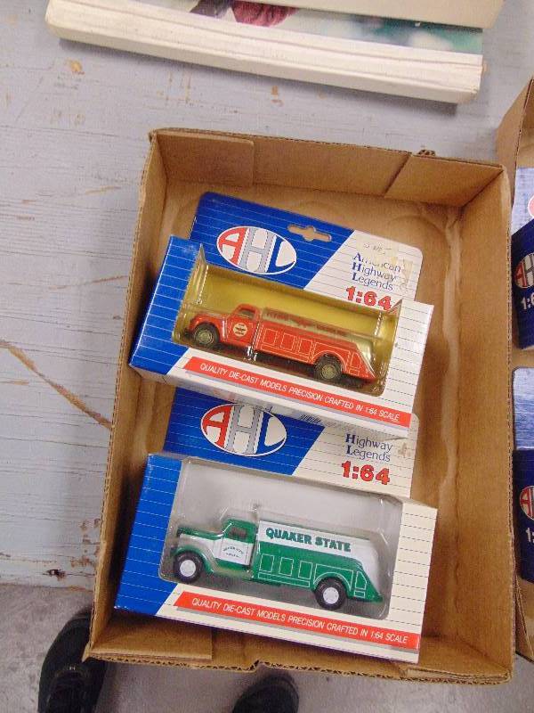 lot 2009 image: American Highway Legends Diecasts - NIB