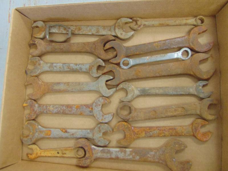 lot 1864 image: Vintage Tools