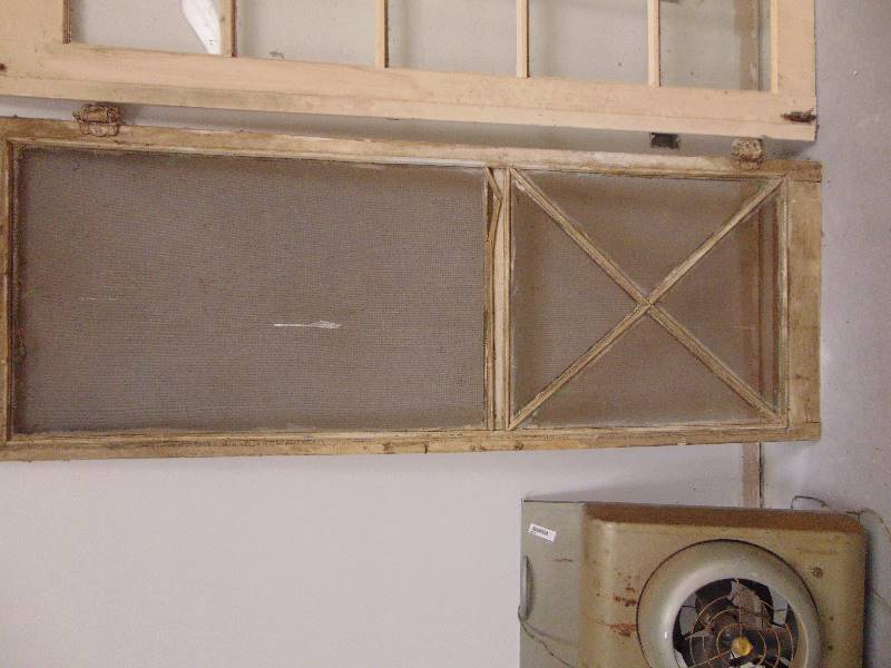 lot 2069 image: Vintage Screen Door with Hardware