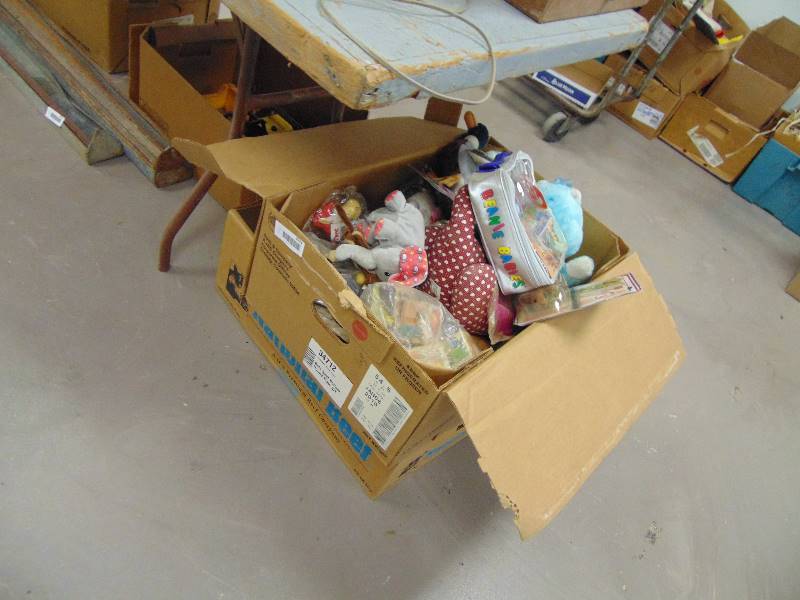 lot 2023 image: Misc. Toys etc.