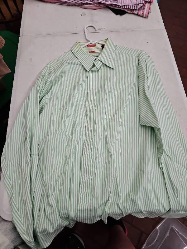lot 63371 image: Izod button-down Green Striped dress shirt - XL 3637