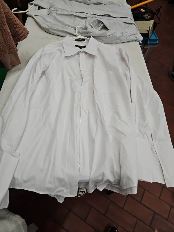 lot 63392 image: white Daniel Ellissa dress shirt - 3435