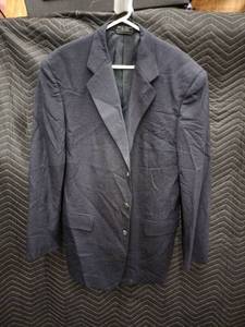 lot 33946 image: Jeffrey Banks Navy three-button mens suit jacket