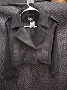 lot 33976 image: Have black faux-suede cropped double-breasted trench jacket - S