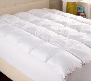lot 3022 image: Home Reflections Comfort Cushion Mattress Topper - Full