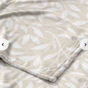 lot 3059 image: Warmwell Heat-Sustaining Set of (2) 60x70 Plush Throws
