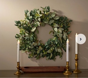 lot 3076 image: Bethlehem Lights 24 Illuminated Eucalyptus & Olive Wreath