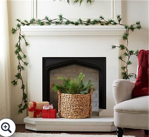 lot 3078 image: Bethlehem Lights 12 Illuminated Needle Pine Branch Garland