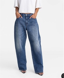 lot 3199 image: KBB by KAHLANA Womens Mid-Rise Wide-Leg Kahlana Jean - Light Wash 8