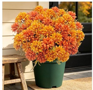 lot 3234 image: Porch Garden Planter (no pot)