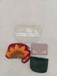 lot 20212 image: Miscellaneous Lot Of Coin Purses