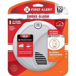 lot 20228 image: First Alert SM310 Dual Sensor Smoke Alarm 10-Year Battery
