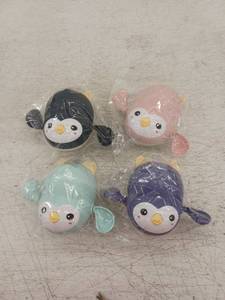 lot 20286 image: Penguin Bath Toy Figures Set of 4