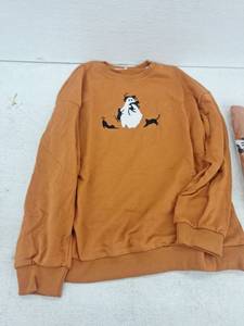 lot 20339 image: Lot of 2 Halloween Sweatshirts, Size Lg