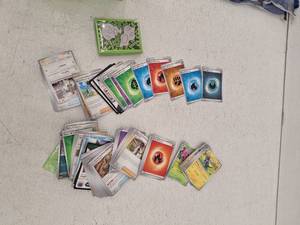 lot 20434 image: Pokemon Trading Card Game Lot