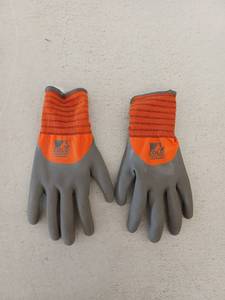 lot 20501 image: Cold Weather Work Gloves Orange Gray Large