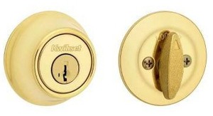 lot 20555 image: Kwikset 660 Bright Brass Deadbolt Model 5064905, 2 Pack