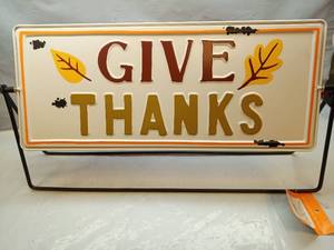 lot 2090 image: Halloween Harvest Metal Tabletop Reversible Sign - Hyde & EEK Boutique - Retail $10