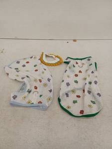 lot 19630 image: Cat Clothing with Floral Print and Coordinating Accessory