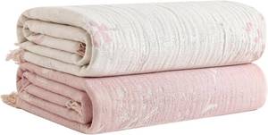 lot 22892 image: YTYC 35x65 Cotton Bath Towels with Tassels, Soft, Quick Dry (Pack of 2)
