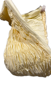 lot 5832 image: Beautiful yellow comforter twin xl - Retail $0