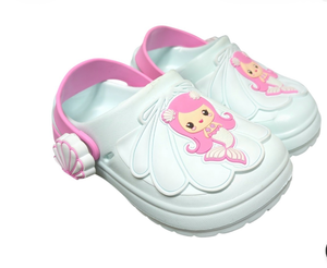 lot 5882 image: Members mark toddler adventure clogs size 12  - Retail $0