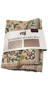 lot 5921 image: raj Reversible Accent Rug 27x45 - Retail $0